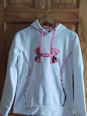 Under Armour White Hoodie with Pink Trim and Logo